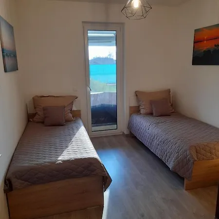 Sunset Direkt Am Mit Pool Garten Terasse Viel Komfort Шиофок