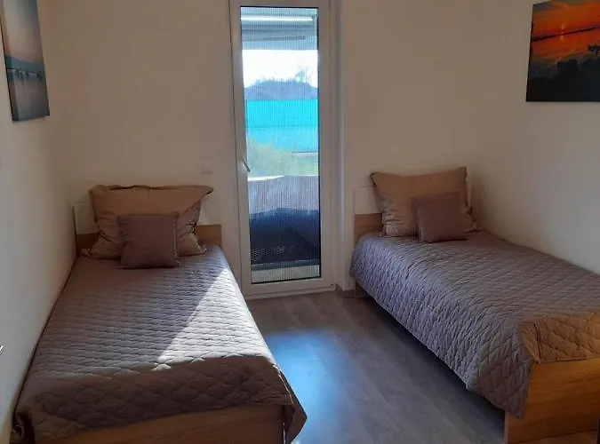 Sunset Direkt Am Mit Pool Garten Terasse Viel Komfort شيوفوك