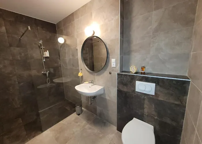 Sunset Direkt Am Mit Pool Garten Terasse Viel Komfort شقة شيوفوك